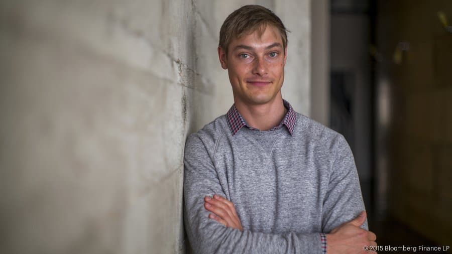 Ryan Hoover, CEO of Product Hunt: How some startups launch on this largest online community and PH's acquisition by Angellist.